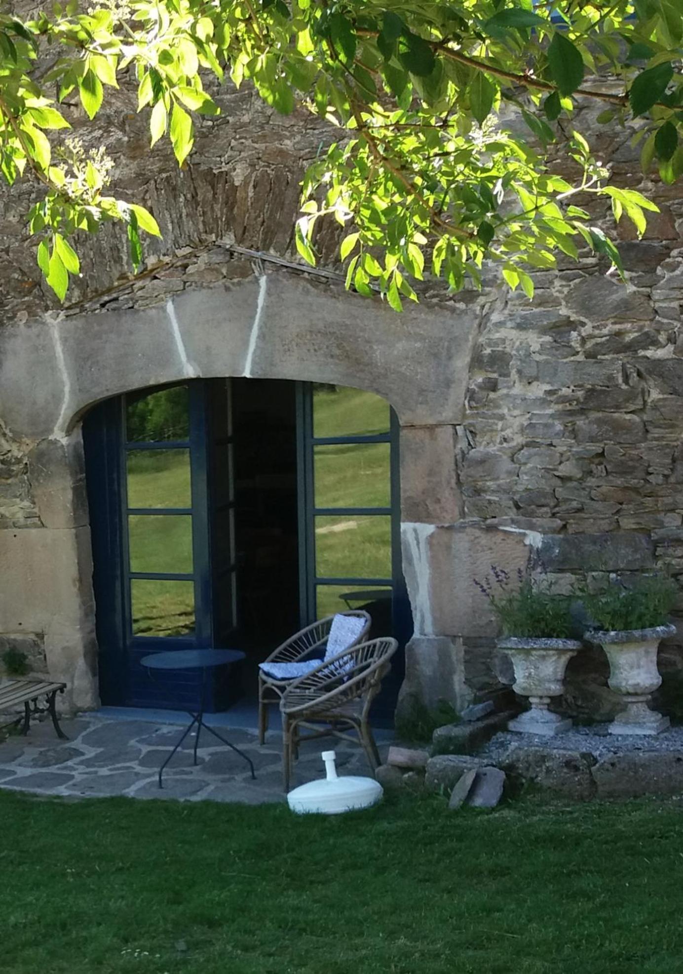 Domaine D'Angel-Berg Hotel Vezins-de-Levezou Kültér fotó